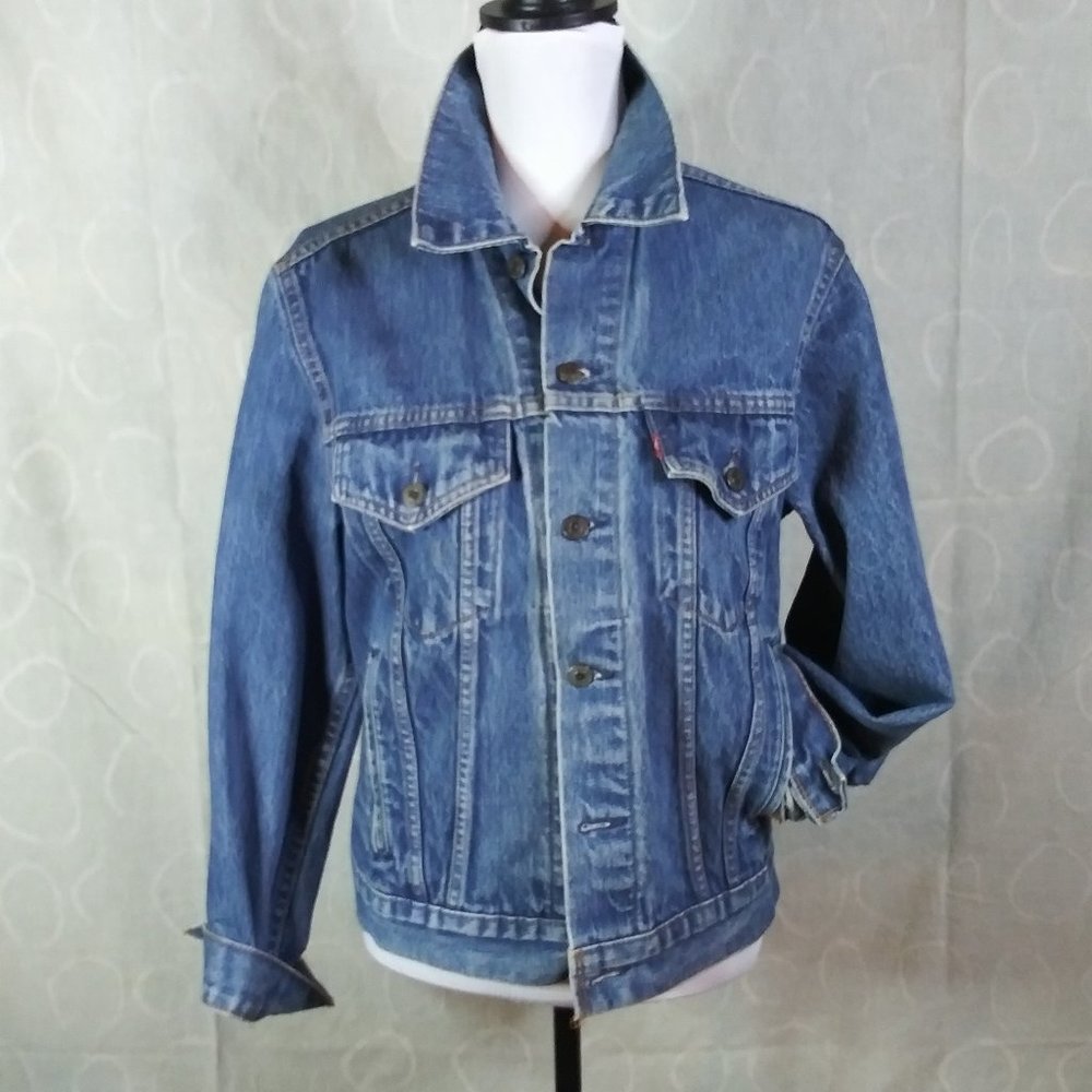 🎉🎉🎉 HP B192 Vintage Levi's Denim Trucker Jacket 40 🎉🎉🎉
